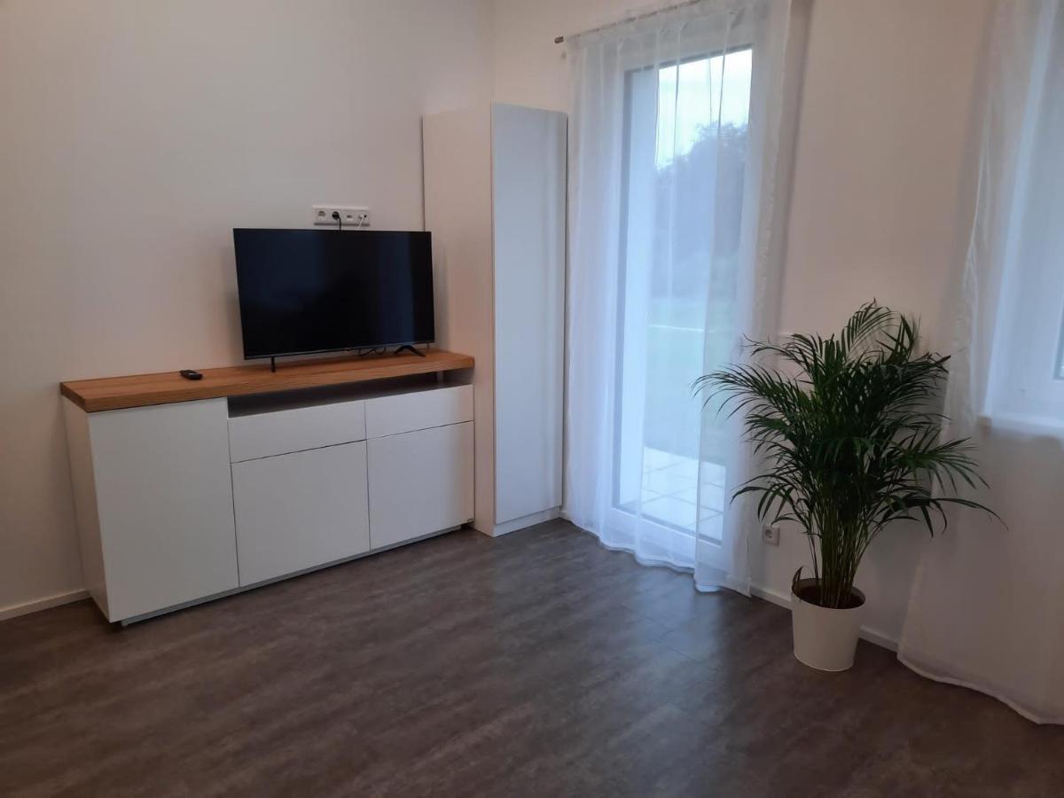 Ferienwohnungen Winzergasse Purbach am Neusiedlersee Bagian luar foto